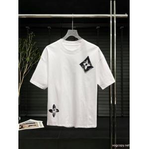 LOUIS VUITTON偽 ブランド 販売長く愛用出来る一品 期待に応えるように登場 履き心地半袖Tシャツ