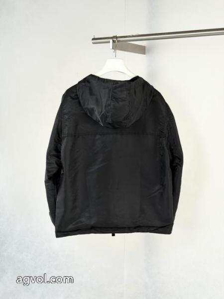 ブランド コピー 品定番の人気商品 人気爆発 キレイ価格セールLOUIS VUITTONジャケット 3