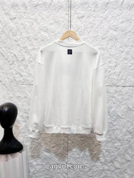 偽 ブランドLOUIS VUITTONパーカーHOTお買い得 相性の良い 高級感溢れるデザイン 1