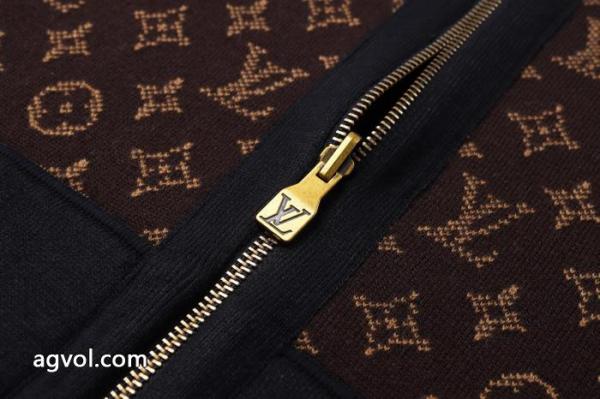ブランド コピー 着払いコート高評価の2026人気品 大人でお上品 絶妙な抜け感LOUIS VUITTON 3