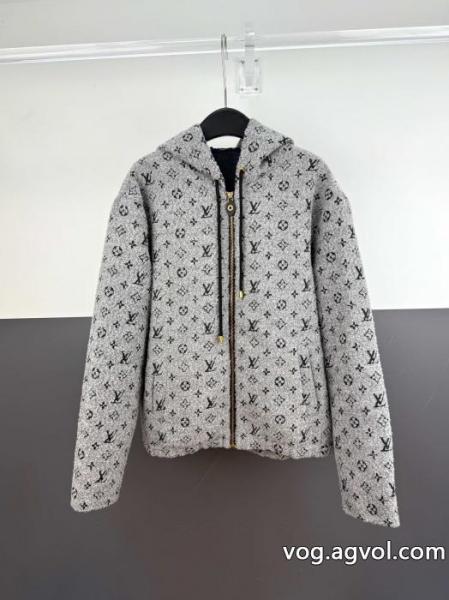 コピー 商品 通販コートHOTお買い得 お目立ち度の高い新品 耐久性のあるLOUIS VUITTON 0