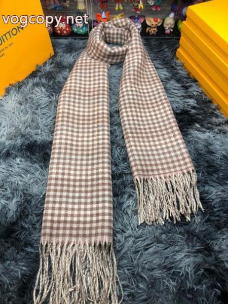 コピー 品 販売LOUIS VUITTONマフラー高級素材を採用 ゆったりシルエット 魅力の 3