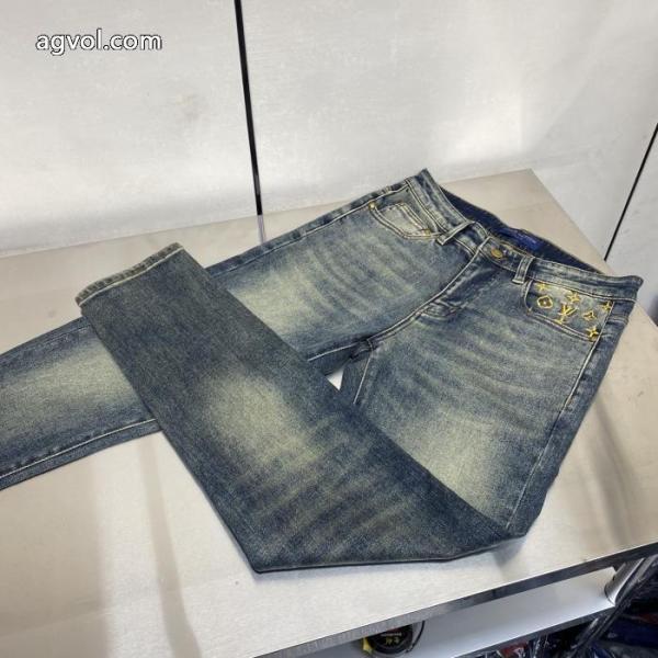 ジーンズ偽 ブランドLOUIS VUITTON時代の風潮 プレミアム品質 格上げ! 2