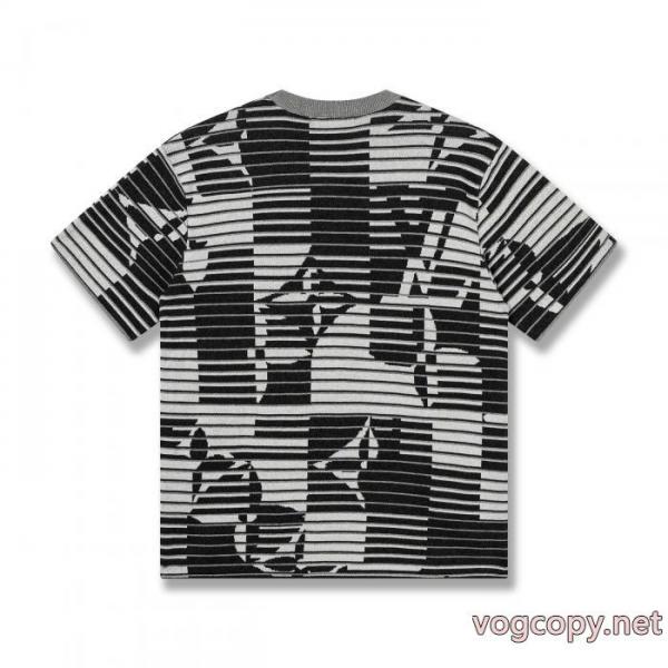 人気アイテム 魅力の 今季流行りの人気新作半袖TシャツLOUIS VUITTONコピー 商品 販売 3