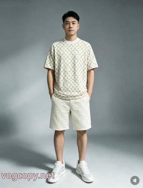 半袖Tシャツブランド 激安再入荷アイテム 今だけSALE 爽やかさLOUIS VUITTON 1