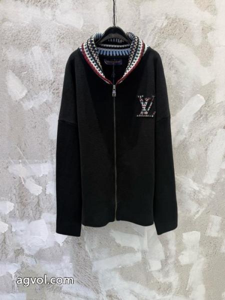 コートLOUIS VUITTON完売新作 今年トレンド 2026年冬の新作ブランド コピー 販売 店 2