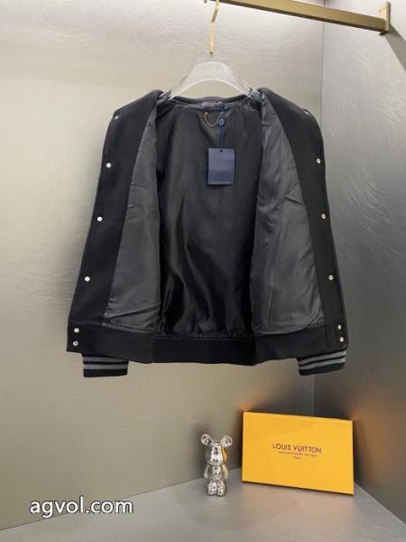偽物 通販LOUIS VUITTON早い者勝ち いつも年末には完売しちゃう 超人気高品質ジャケット 5