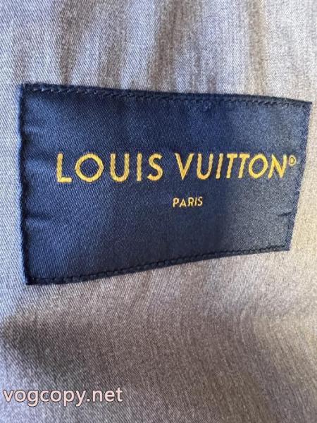 注目度の高い ファッションの最先端! クラシカルなデザインデニムコートブランド 偽物 激安LOUIS VUITTON 3