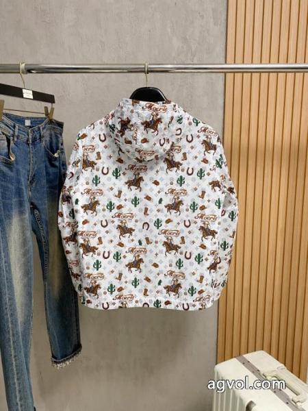 ジャケットLOUIS VUITTONストリート系原宿系 シックでお洒落な 超目玉ブランド コピー 優良店 1