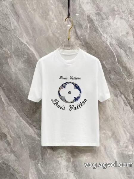 大人可愛い 新秋セールアイテム 様々なシーンにLOUIS VUITTON半袖Tシャツコピー ブランド 優良 0