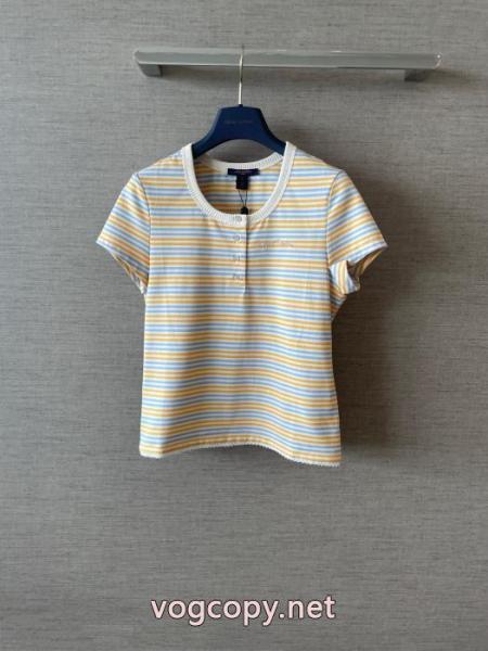 Tシャツブランド コピー 通販LOUIS VUITTON目を引く1着 大好評アイテム 海外モデル. 1