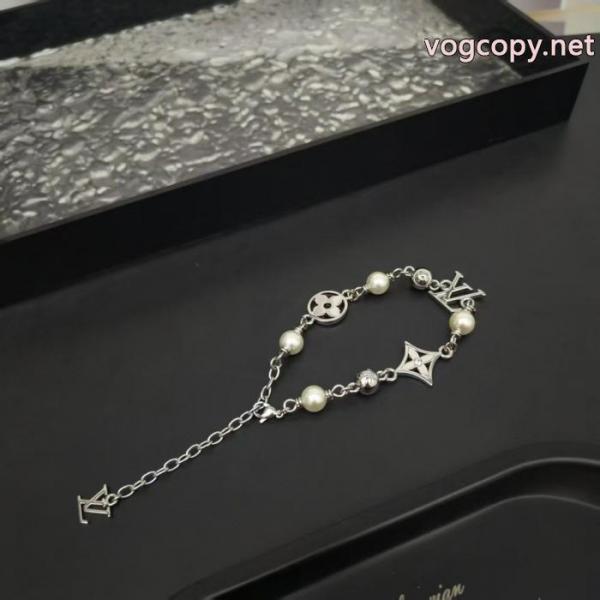 アクセサリーLOUIS VUITTON魅惑 完売人気 おすすめ/オススメ偽 ブランド 販売. 1