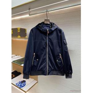 偽物 通販ジャケットLOUIS VUITTONトレンドの先 完売必須 ファッション 人気