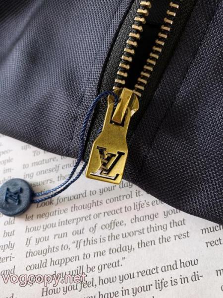 優しい印象を与えてくれ 2026限定新作 使い勝手も良好ジャケットコピー 商品 販売LOUIS VUITTON 1