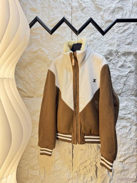 LOUIS VUITTONルイMonogramレーザー焼花混色モコモコ襟グラブル野球ジャケット 0 
