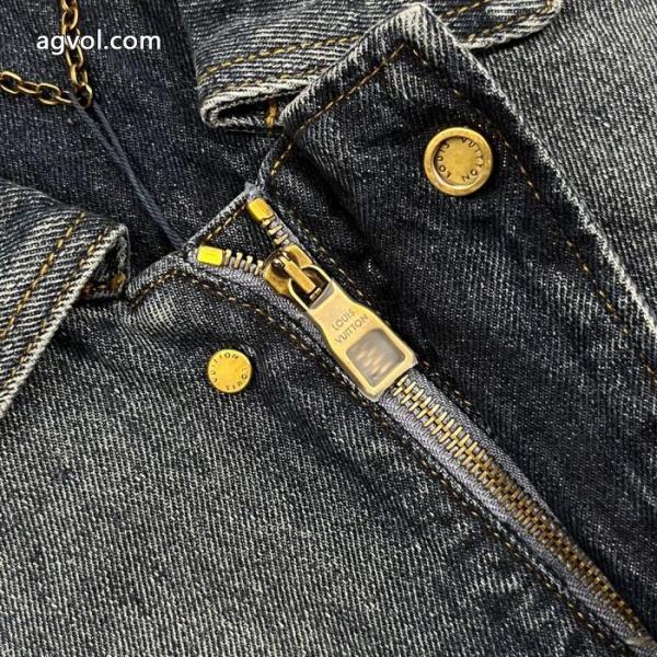 Louis Vuittonルイ・ヴィトンMonogramエンボス古いデニムコート 5
