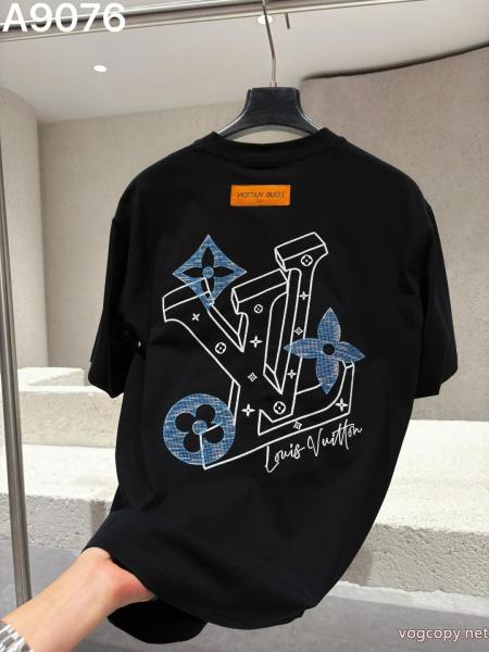 LV 26 ss新作刺繍重工芸ロゴアルファベット半袖Tシャツ 0
