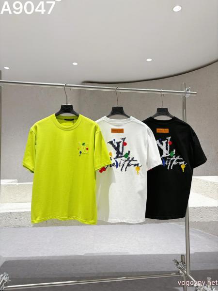LVルイヴィトン2026 ss新作刺繍重工芸ロゴアルファベット半袖Tシャツ 0