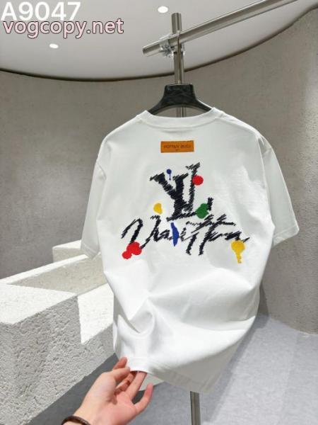 LVルイヴィトン2026 ss新作刺繍重工芸ロゴアルファベット半袖Tシャツ 2