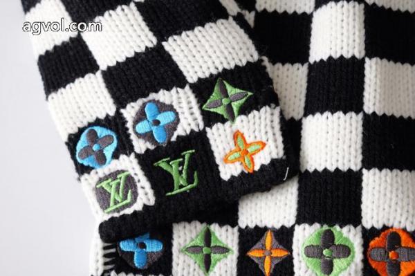 LOUIS VUITTONルイ・ヴィトン白黒チェッカーカラーフラワー刺繍ニットカーディガンコート 1