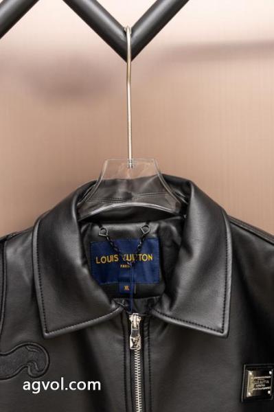 Louis vuitton LVルイヴィトン2026 SSランニングモデルの皮のコート 4