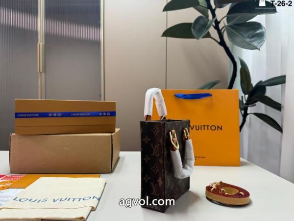 ブランド コピー 激安上質な材料 オススメ新作商品 大人の雰囲気たっぷりLOUIS VUITTONバッグ 3