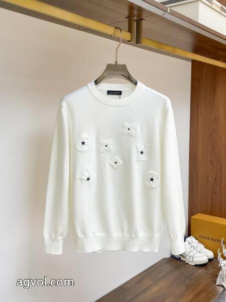 ブランド コピー 専門店LOUIS VUITTONセーター人気商品最新作 注目されている新品 カワイイ雰囲気 1