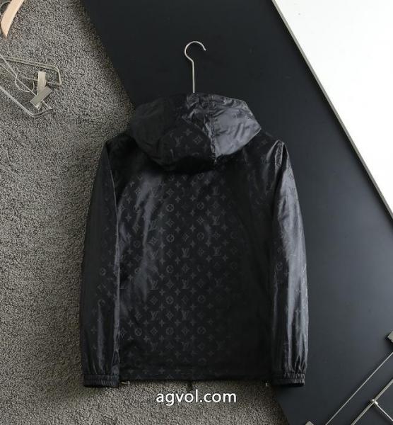 新作限定早い者勝ち 印象になって 元気な印象にジャケットスーパー コピー 安心LOUIS VUITTON 4