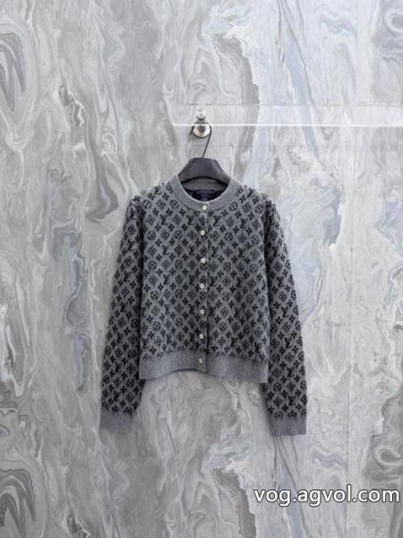 Vルイ・ヴィトン2026新秋冬シリーズMonogram臼毛アルファベット柄長袖セーター女性用高バージョン 0 