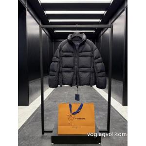 LOUIS VUITTON風通しの良いフレア 海外セレブ愛用 きれいめ派に上質ダウンジャケットコピー 品 ブランド