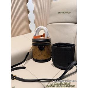 LV Cannes発財桶バッグ、定番Monogram老花帆布+黒革トリム、金属金具は超質感があ